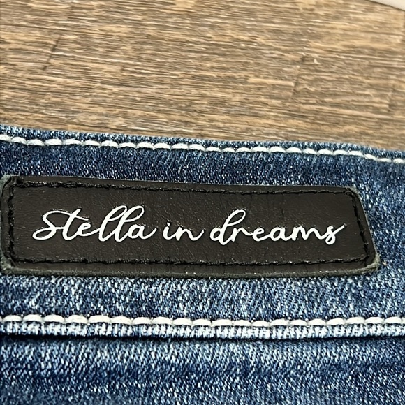 Stella in Dreams Mid Rise Bootcut Jeans - Picture 7 of 14